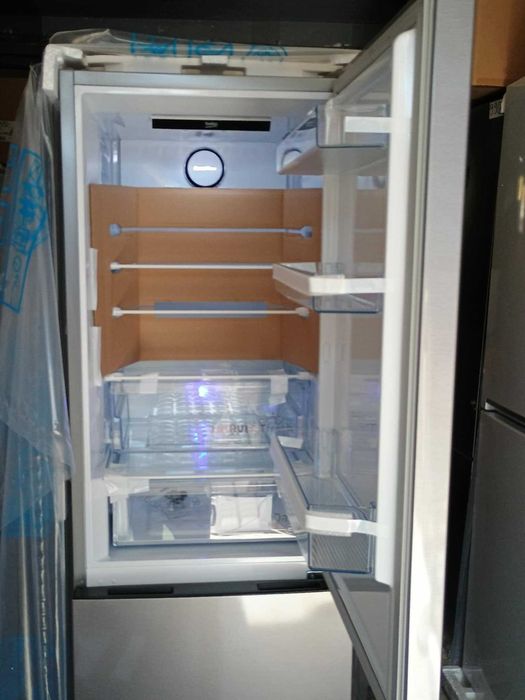 Хладилник с фризер BEKO-БЕКО 186.5 см 316 л HygieneShield® АeroFlow®