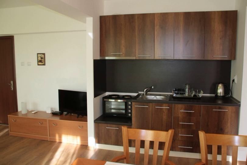 Дава се под наем Двустаен апартамент в Пловдив, Център - 60 кв.м за 350 € - Снимка #3