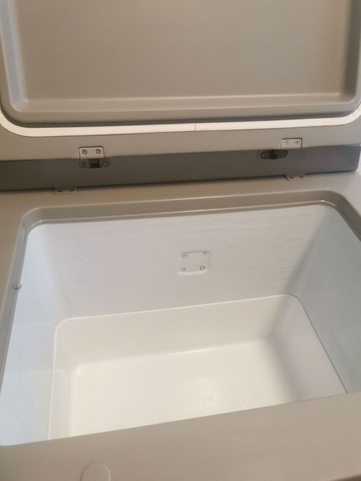 Компресорен хладилник 45 литъра