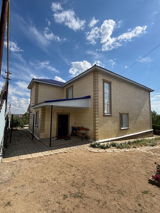 Дом в Акжар 2.Времянка, гараж