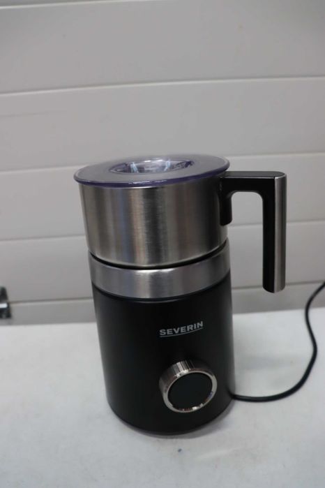 Severin SM 3585 Индукционен разпенител за мляко Spuma 500, 500 мл, Черен - Неръждаема стомана