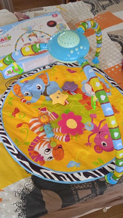 Бебешка активна гимнастика с проектор