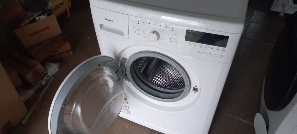 Vand masina de spalat wirpool