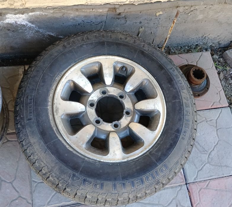 Запаска pajero 2 delica