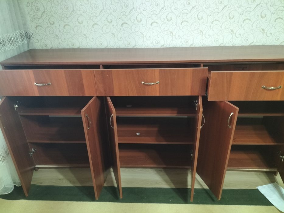 Шкаф тумба с полками, вместительный