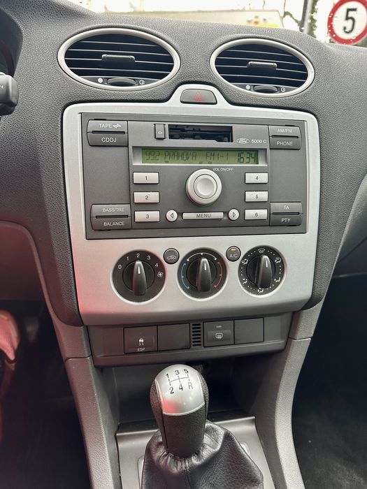 Ford Focus 1.4i - 159.000 km - Pret FIX