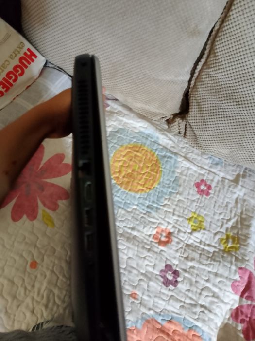 Vând laptop HP..