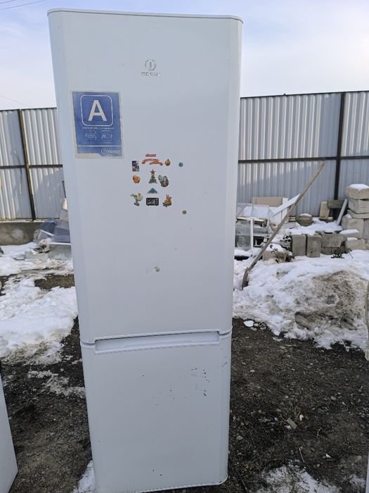 Холодильник INDEZIT с доставкой