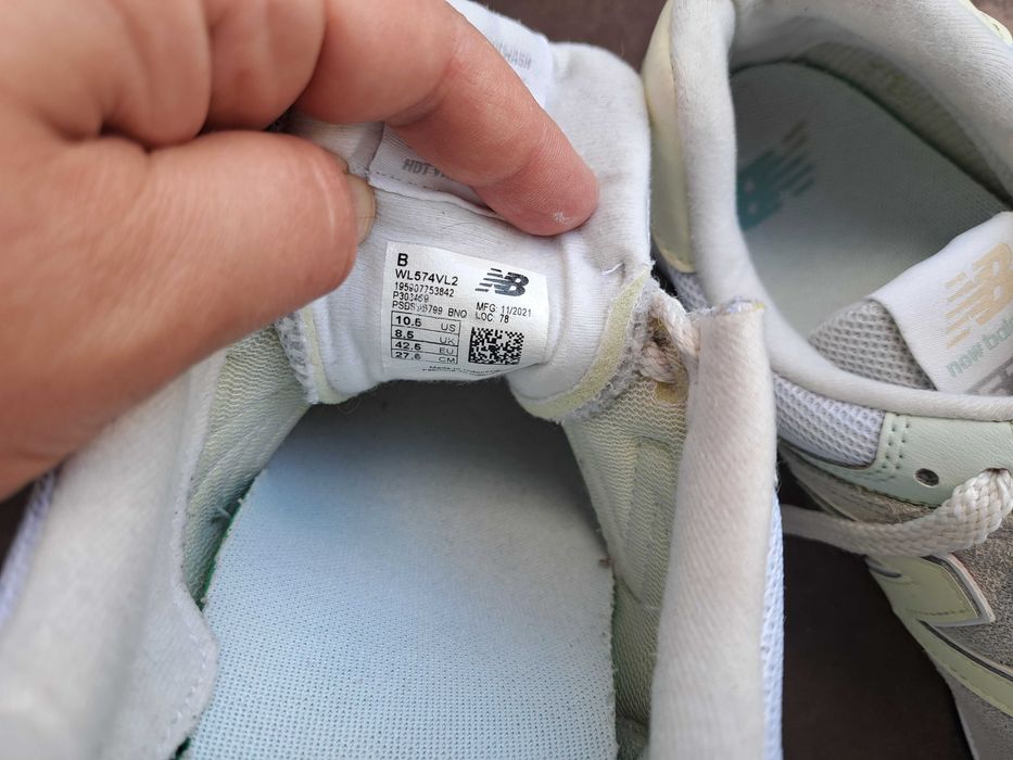 мъжки кецове,спортни обувки,маратонки,New Balance,номер 42,5