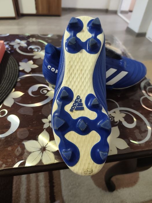 Ghete de fotbal adidas copa mărimea 40