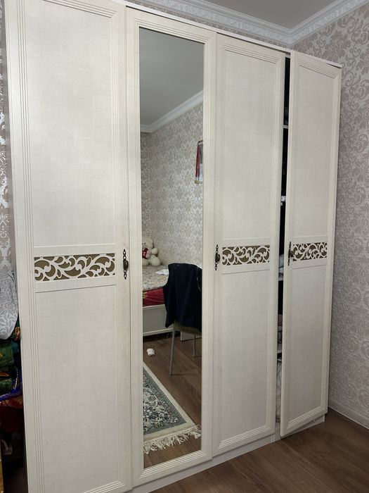 Продам шкаф в отл сост почти новый