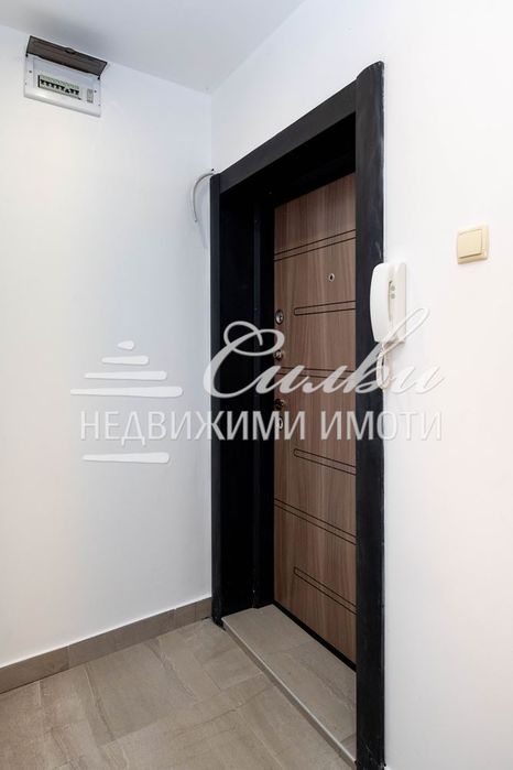 Продава се Тристаен апартамент в Шумен, Център - 80 кв.м за 1282 €/кв.м - Снимка #10