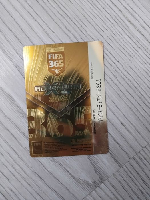 Cartonas fotbal ADRENALIN plastica cu Viny jr  pret 30 lei