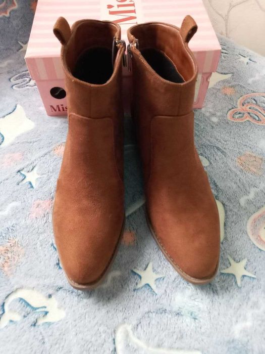 Новые ботинки фирменные женские