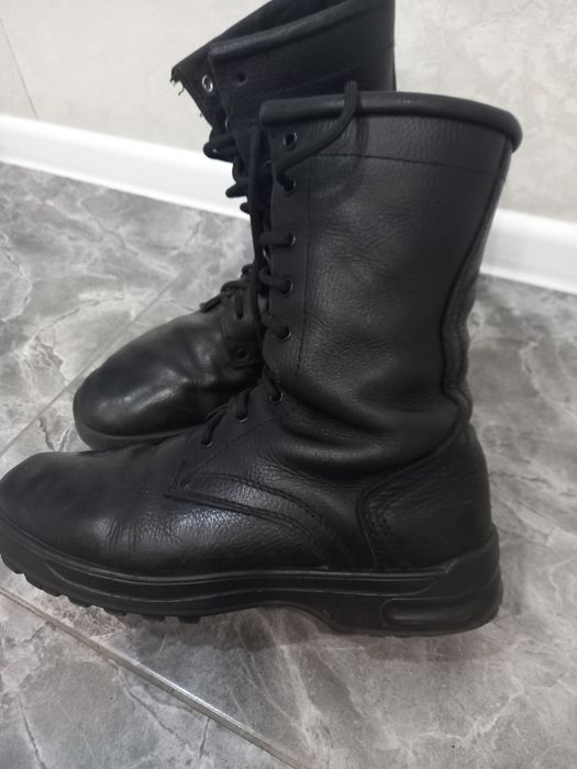 Продам берцы летние.