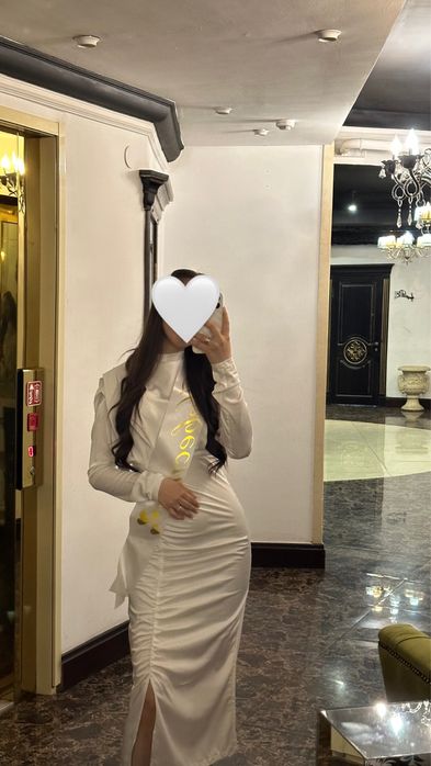 Белый платье. Размер 42