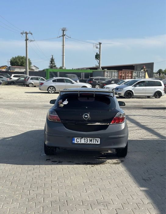 Vând opel Astra h