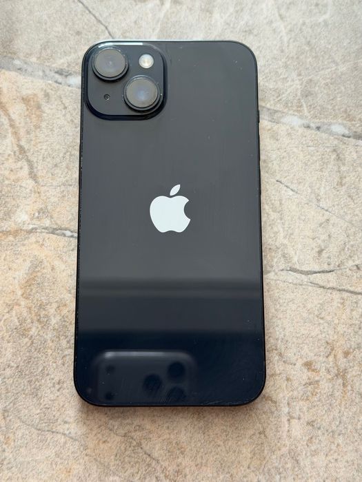 Телефон iPhone 14