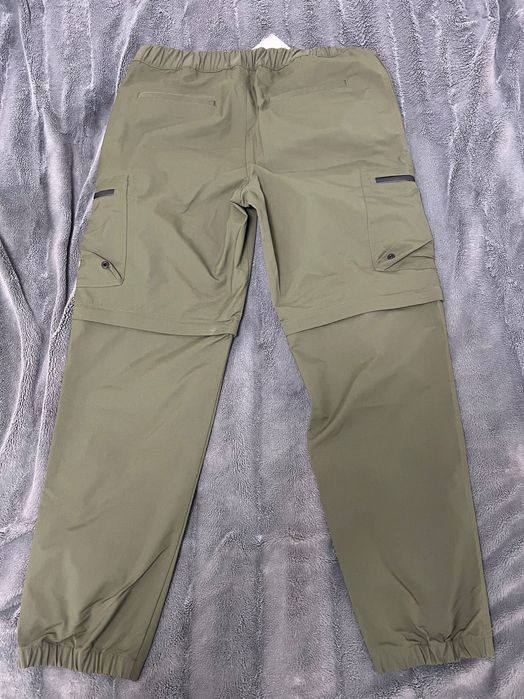 FRAME
Convertible Tech Trousers