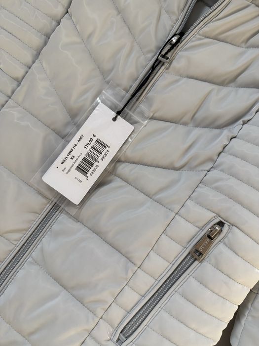 Дамско яке Guess