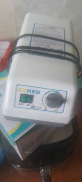 Компрессор для пролежнего матраса.