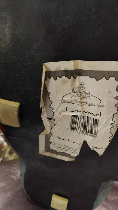 Забавна статуетка / поставка / -Лааф Лумел!