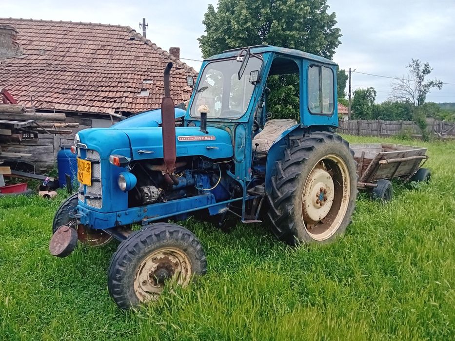 Vind tractor ford major