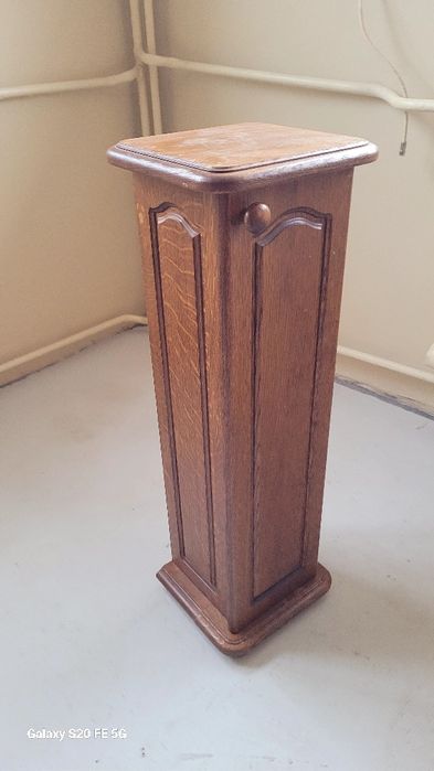 Масивна дъбова холна масичка