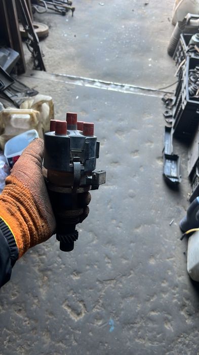 Трамблёр 1.8 мотор Пассат