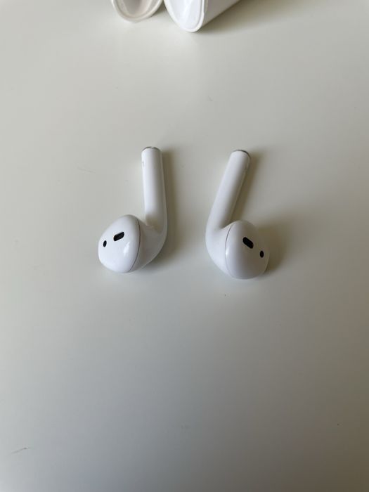 Airpods gen 1 с проблем