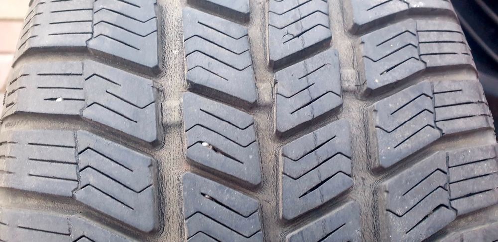 4 anvelope 215 65 R16 Barum Polaris 3