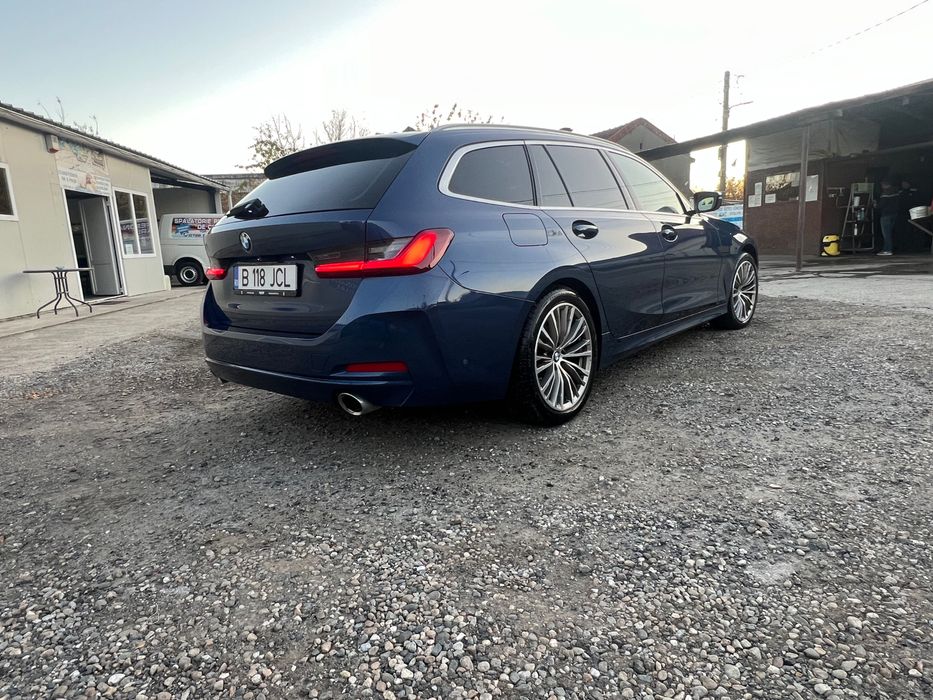 BMW Seria 3 320d Touring xDrive Aut. Luxury Line