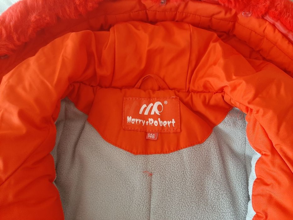 Зимняя куртка для девочки.