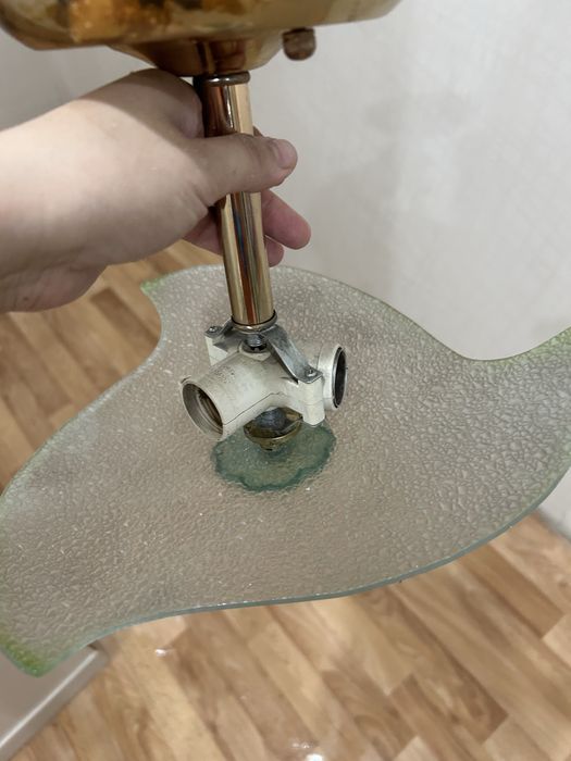 Продам люстру Продам люстру