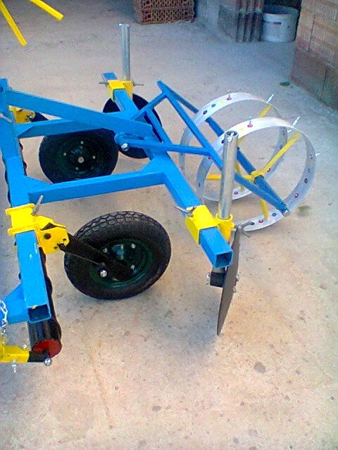 Машина за полагане на мулч