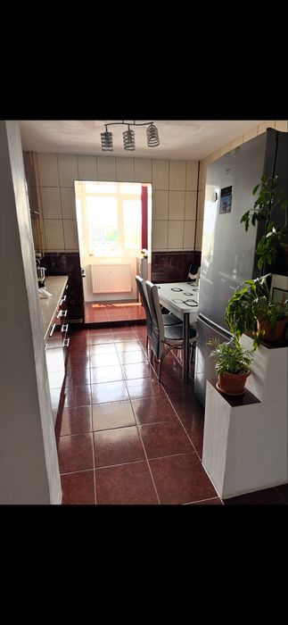 APARTAMENT 3 CAMERE DE VANZARE-SEBASTIAN