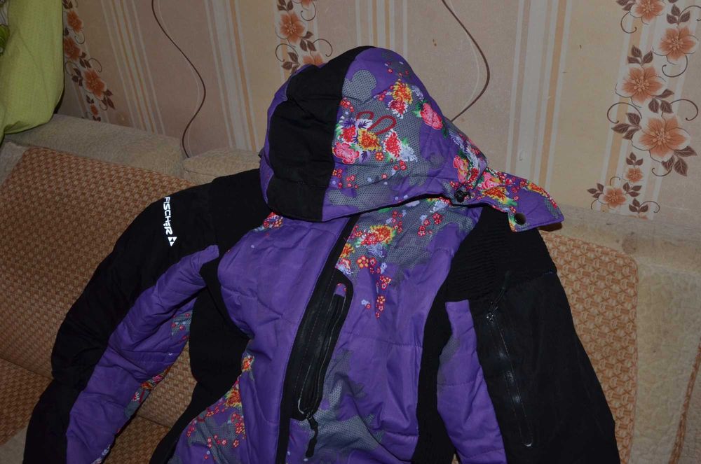 Зимний комбинезон женский