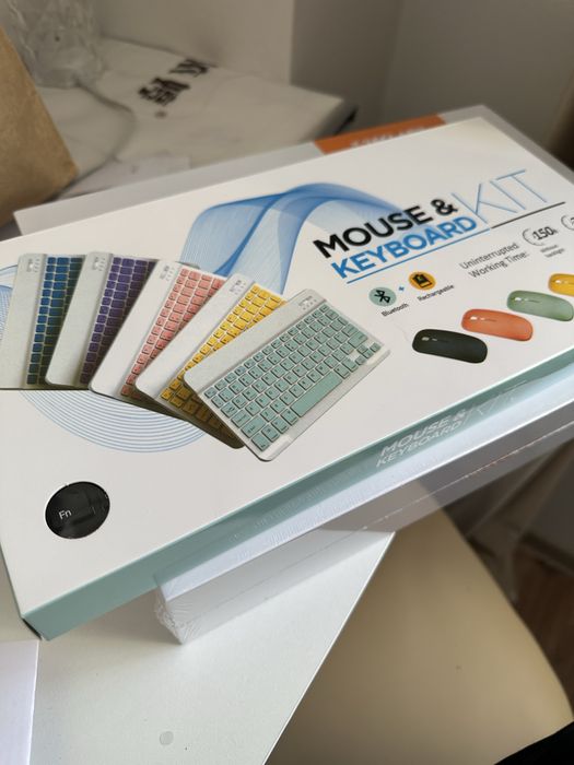 Планшет новый почти