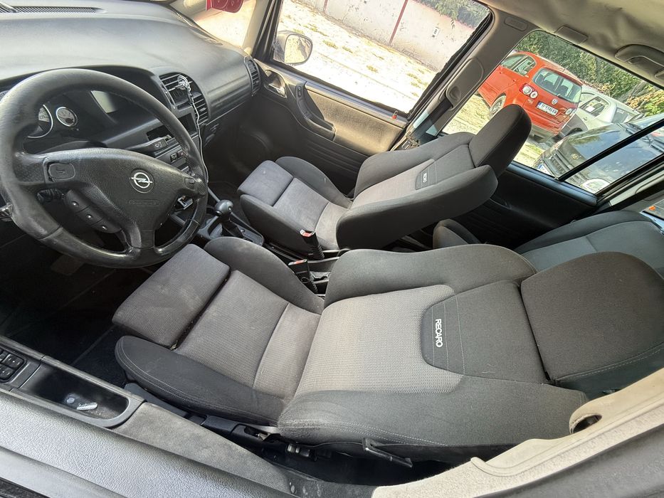 Opel Zafira A 2.2i 147HP само на части