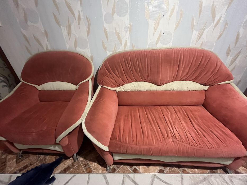 Диван даром отдам