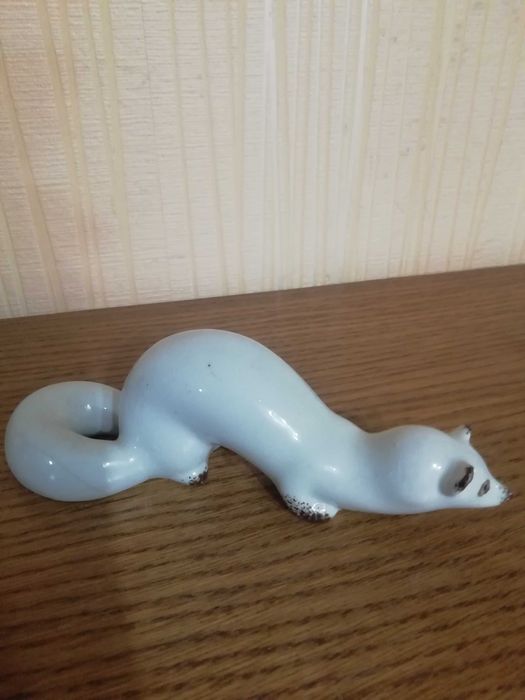 Продам статуэтки фарфоровые времен СССР