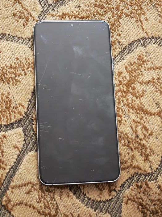 Samsung Galaxy s22 plus