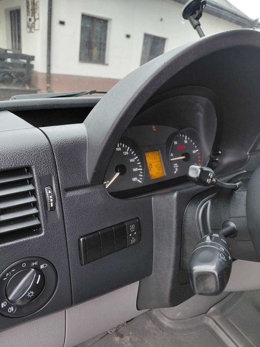 Mercedez Sprinter