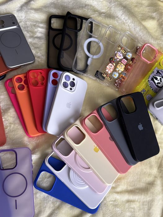 Продам чехлы айфон 15 про макс
