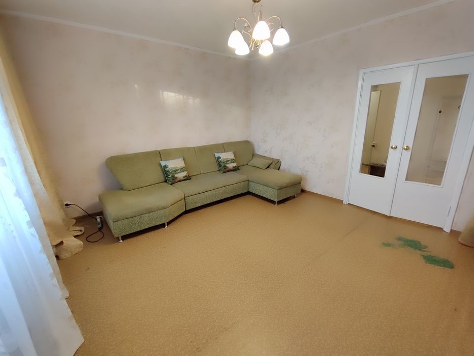 Продается 2-комн (9-45, 2 этаж)