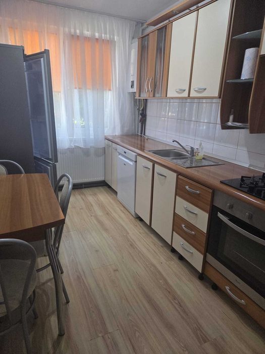 Inchiriez ap.2 camere Aleea Carpati-prima inchiriere