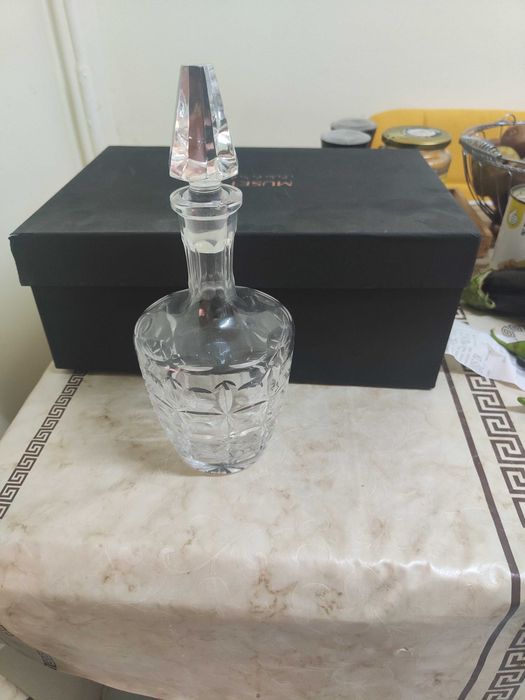 Sticla lichior de cristal