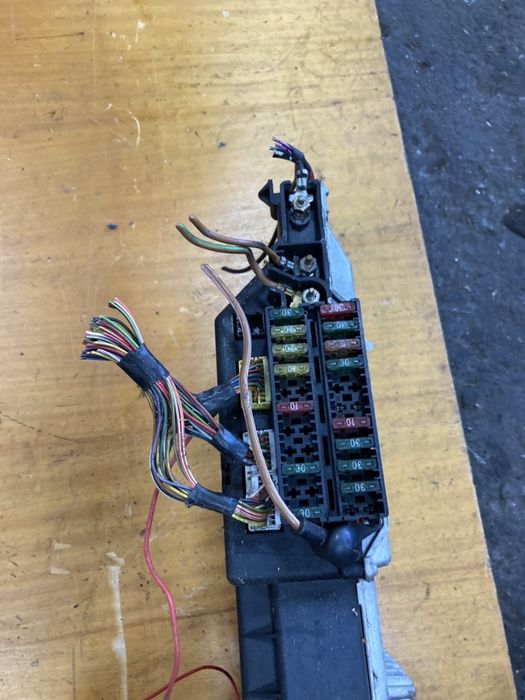 Range rover P38 2.5d avtomat BeCM модул AMR6531