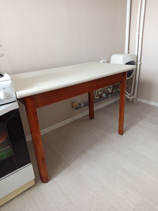 Стол кухонный  польша