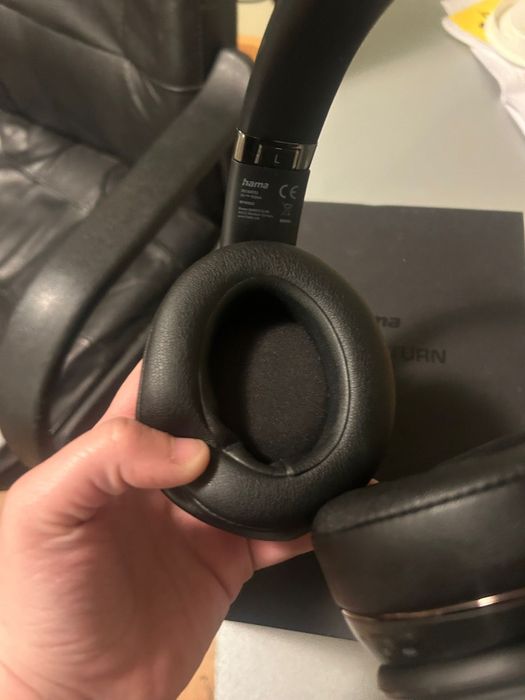 Vând căști hama pasion turn 200 de lei cumaparte anul trecut  wireless  298 de grame